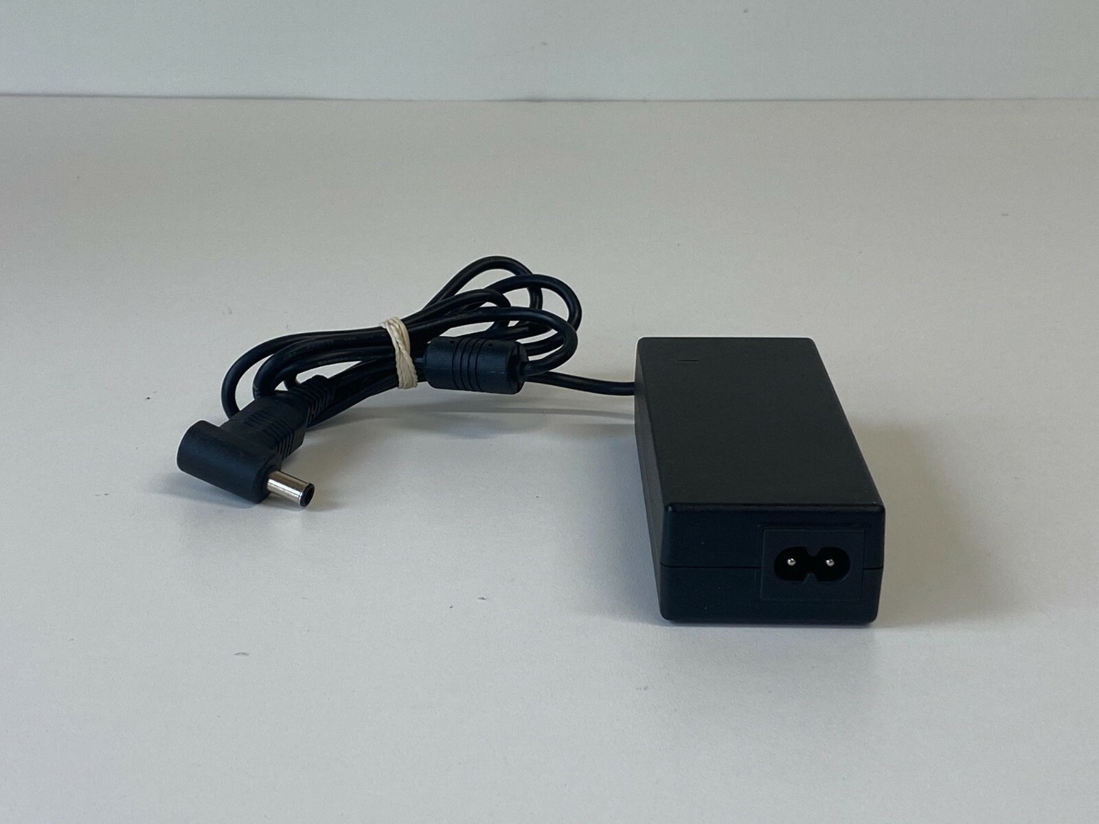BB5:  HI Capacity Power Products AC Adapter Model AC-B25 