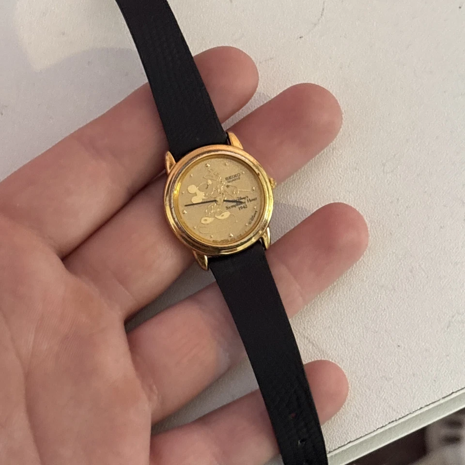 Mickey Mouse Limited Edition 1942 Symphony Hour SEIKO WATCH (small band) - Image 2 of 4