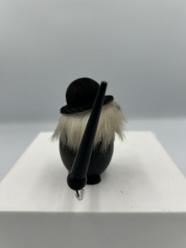 Vintage Wooden Gonk Office Worker With Umbrella 1960’s Flocked Hat Newspaper - Foto 5 di 10