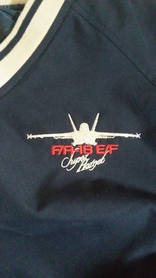 Pullover manga larga F/A-18 E/F Super Hornet Industry Team talla mediana vintage Foto 2 de 4