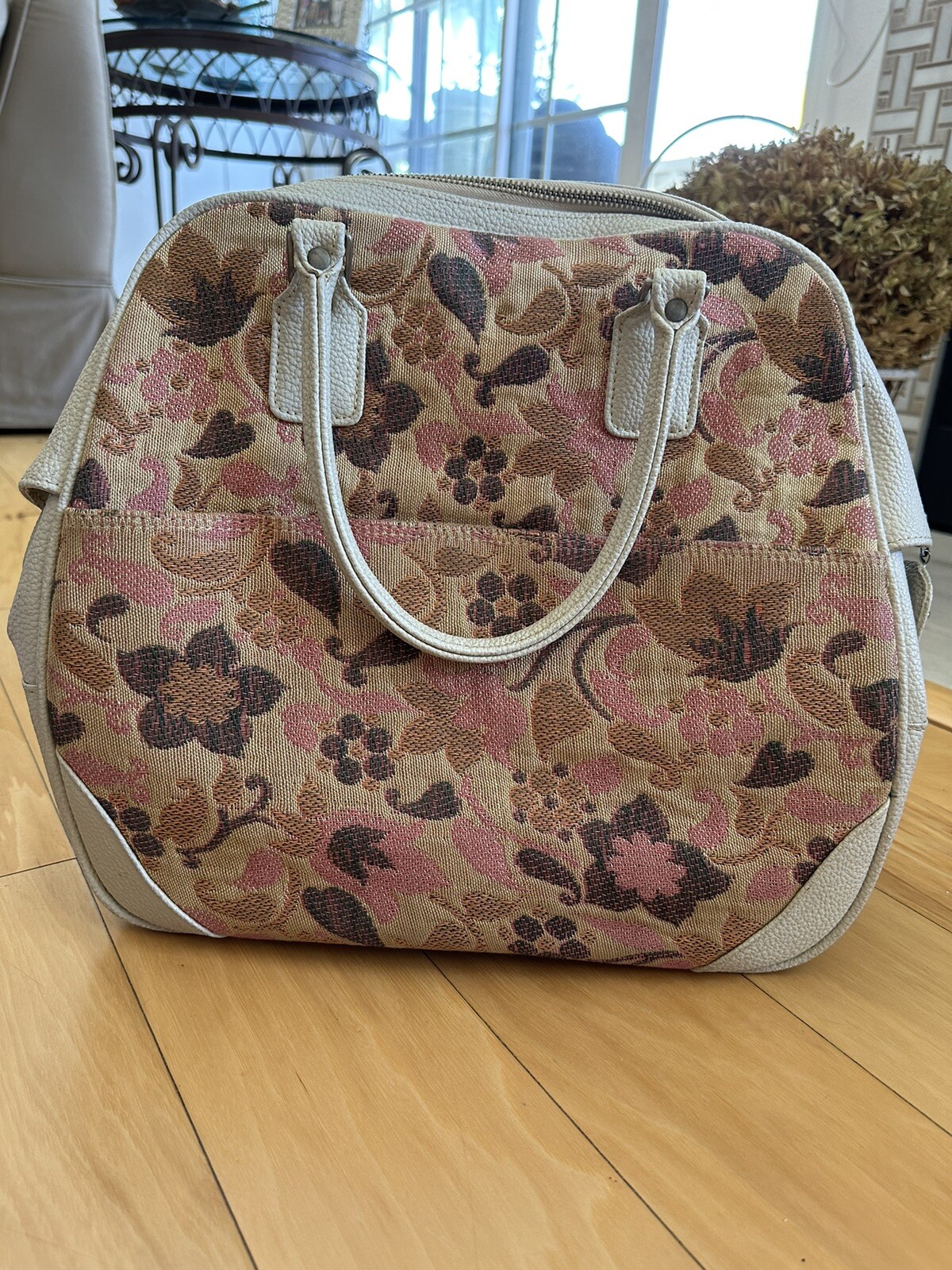 Samsonite Floral Saturn Carry On Bag/Luggage