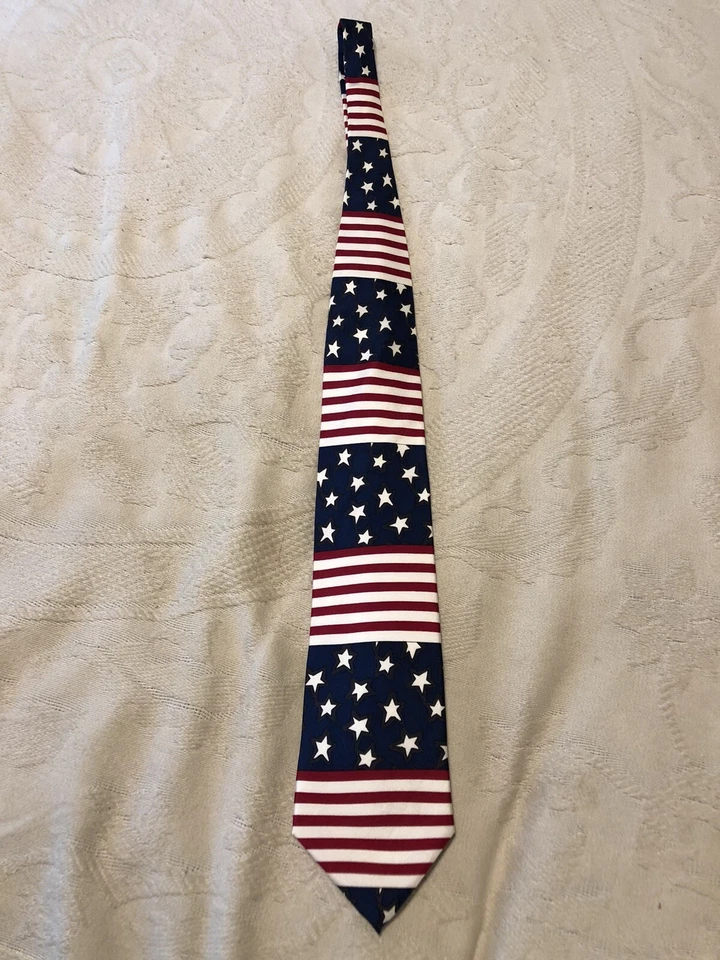 Corbata de seda Carter & Holmes para hombre bandera estadounidense patriótica Foto 2 de 4