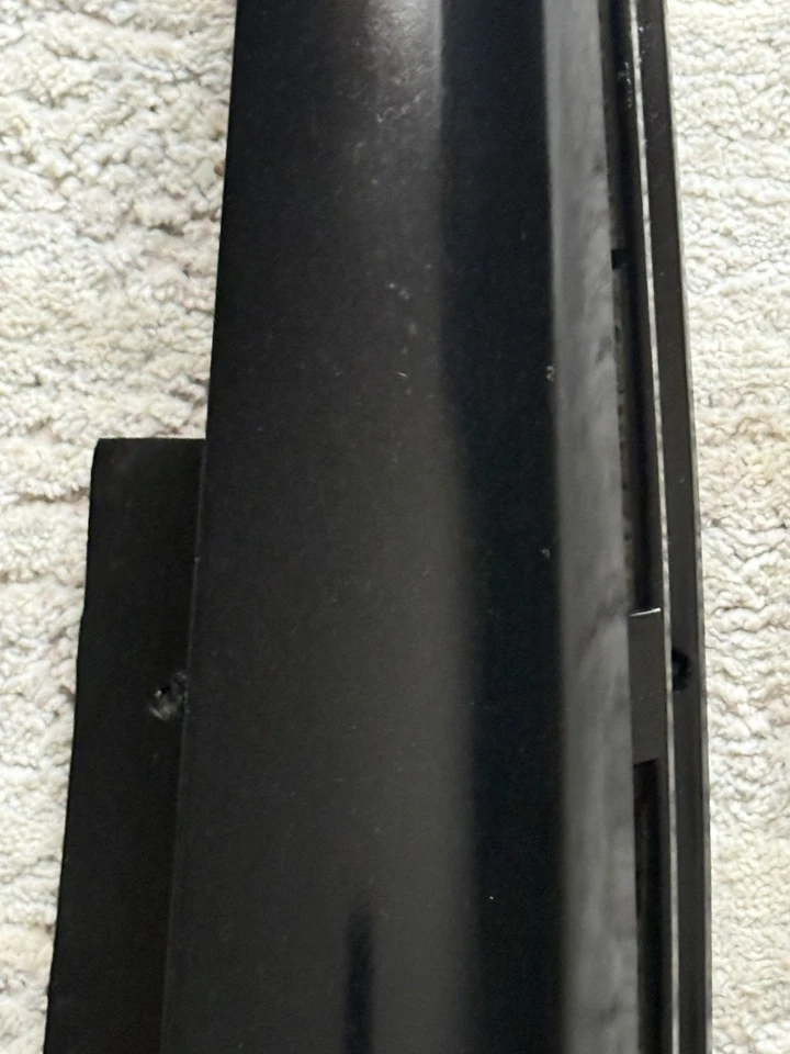 🔥 92 - 99 PILAR TRASERO CHEVY GMC SUBURBAN TAHOE YUKON MOLDURA DERECHA OEM Foto 3 de 4