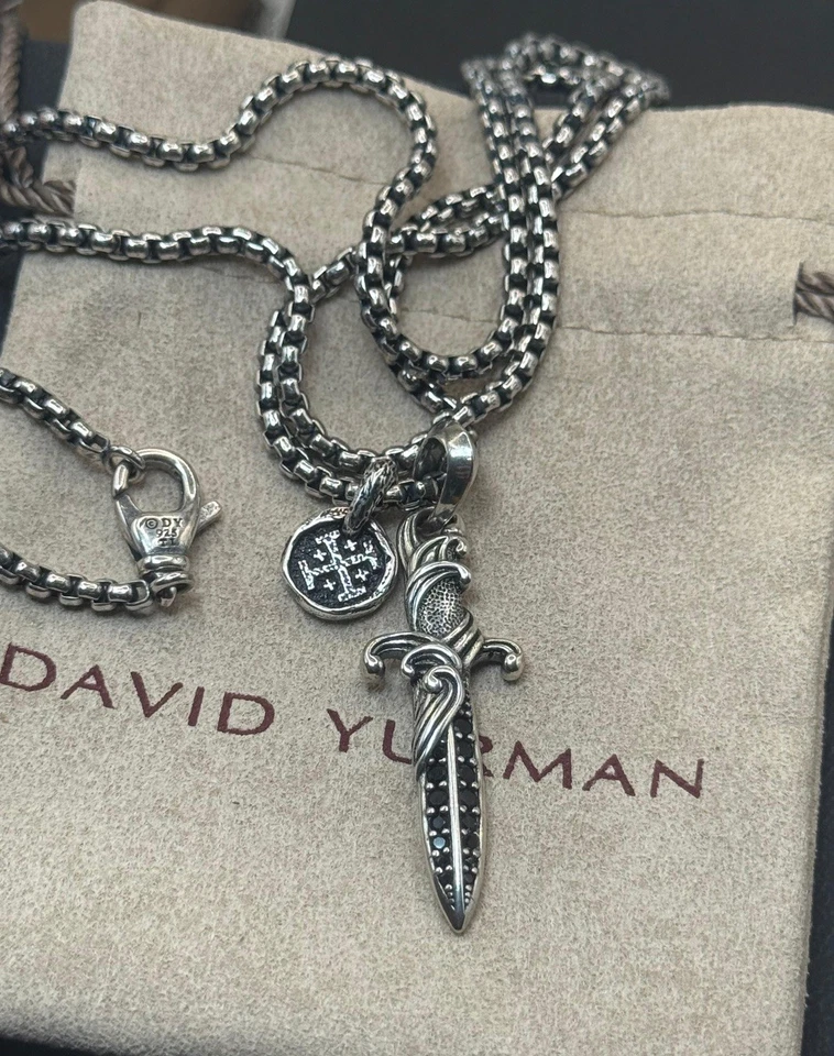 Colgante David/Yurman Plata 2 Ondas Daga Colgante y Cadena Diamantes Negros 24 pulgadas Foto 2 de 4