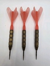 Vintage Unicorn 161 Set Of Darts With Red Flights  Box - Made In England