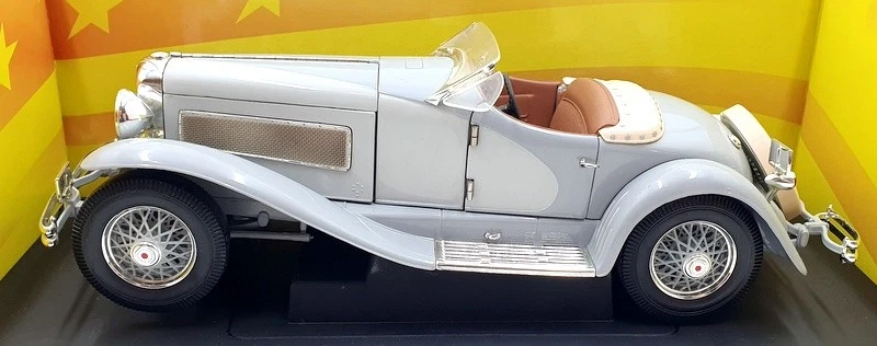 Ertl 1/18 Scale Diecast 32881 - 1935 Duesenberg SSJ - Grey - Image 3 of 4