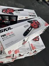 SKIL PWR Core 40 14” Brushless 40V Chainsaw Kit CS4555-10 w/ Battery And Charger