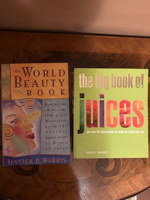 Bundle of Two (2) Books on World Beauty & Wellness Juices, Excellent Condition!!