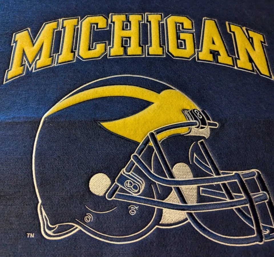 Michigan University Wolverines Football Dynasty 24x36 Wool Banner Winning Streak - Image 4 of 4
