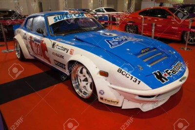 D.S.T. - Fünfundzwanzig JDM Fender Flares arch over fit Datsun fairlady g-nose 240Z S30