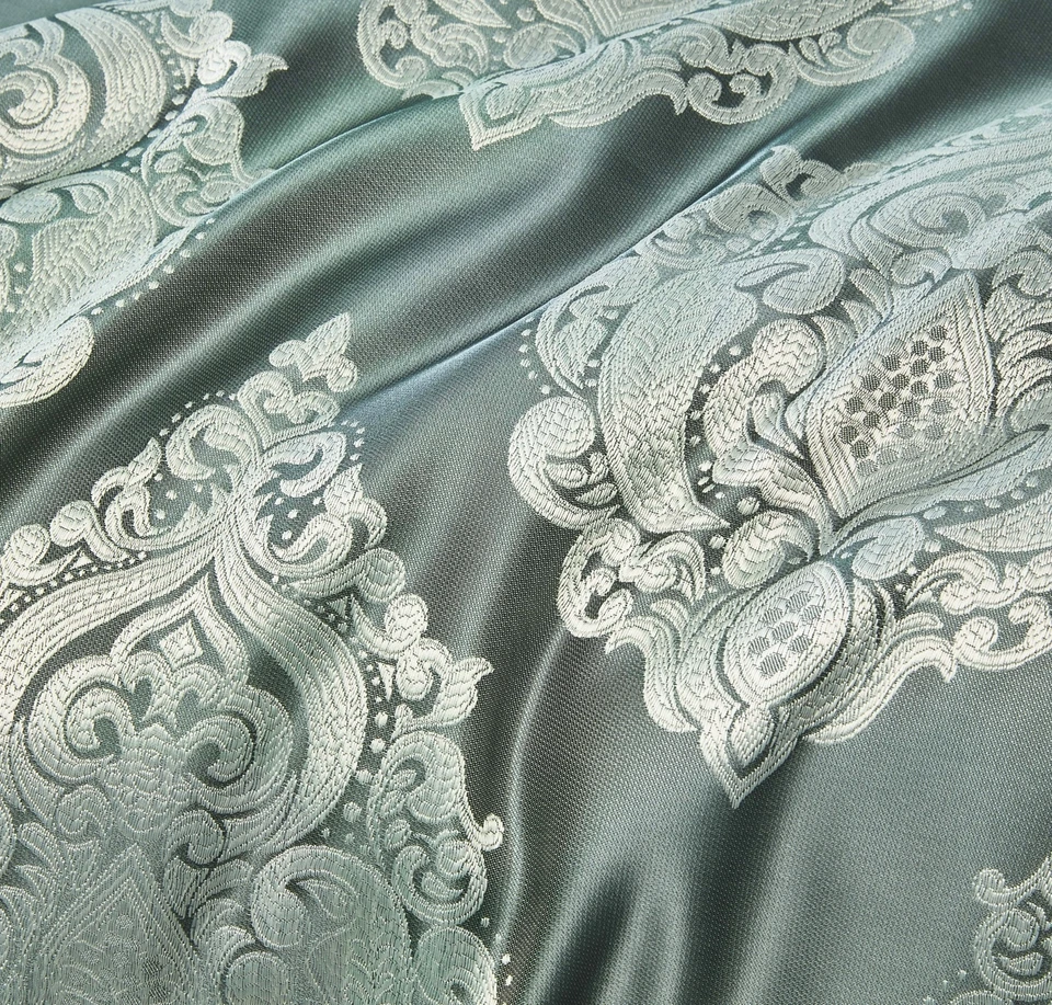 Sterling Creek 7-Piece Luxury Bed in a Bag Medallion Jacquard Comforter Set - Image 4 of 4