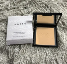 Mally 4K Ultra HD Fantasy Foundation  *LIGHT*  NEW IN BOX 