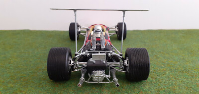 Exoto 1/18 Lotus Ford 49B Gold Leaf 1968 #12 Andretti – F1 Miniature