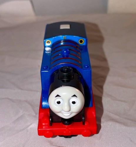 2014 Tomy Thomas the Tank Engine Train Trackmaster Gullane Limited Works Tested - Picture 3 of 6