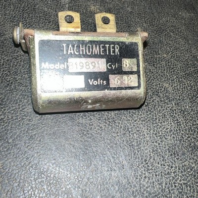 Vintage Stewart Warner Tachometer Sending Unit 8 Cyl 6 & 12 Volt Tach Sender SW
