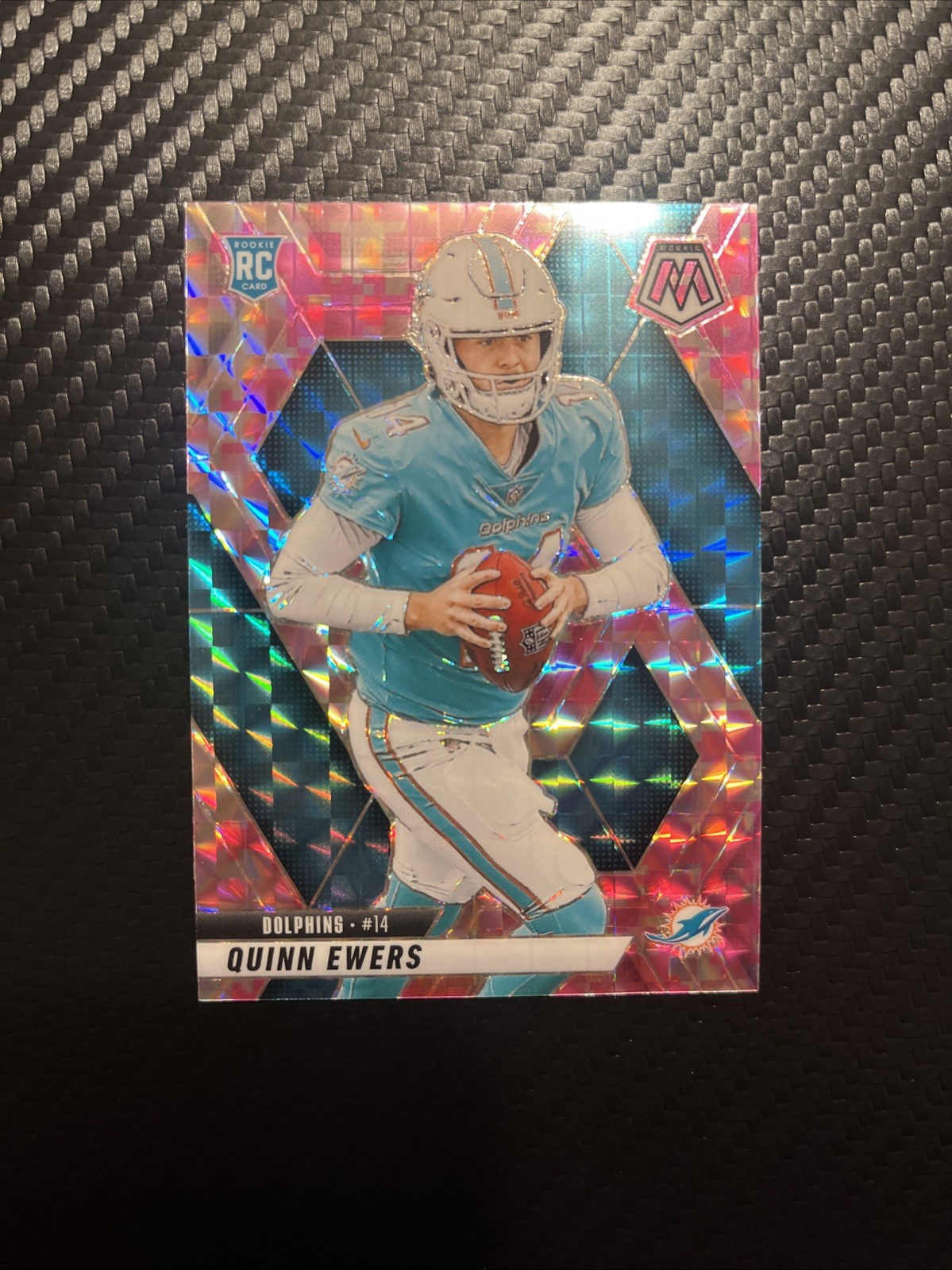 2025 Panini Mosaic Football - Pink Camo Prizm Quinn Ewers RC #308