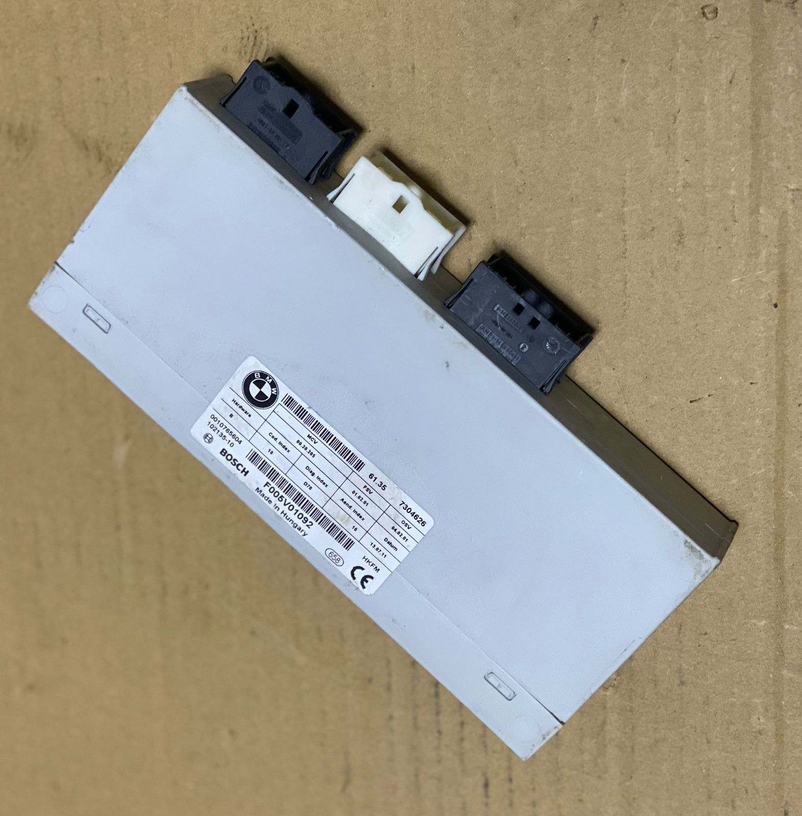 2007-2013 BMW X5 Trunk Tailgate Lid Lift Control Module 7304626 X5 E70 and X6 E7
