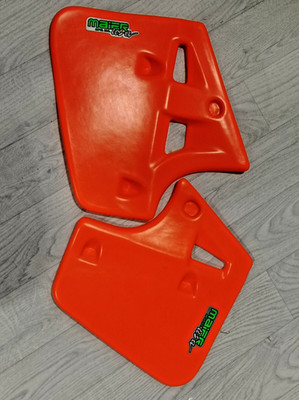 MAIER USA Seitenteile für Kawasaki KX 125 250 500 NEU NEW Verkleidung 1987