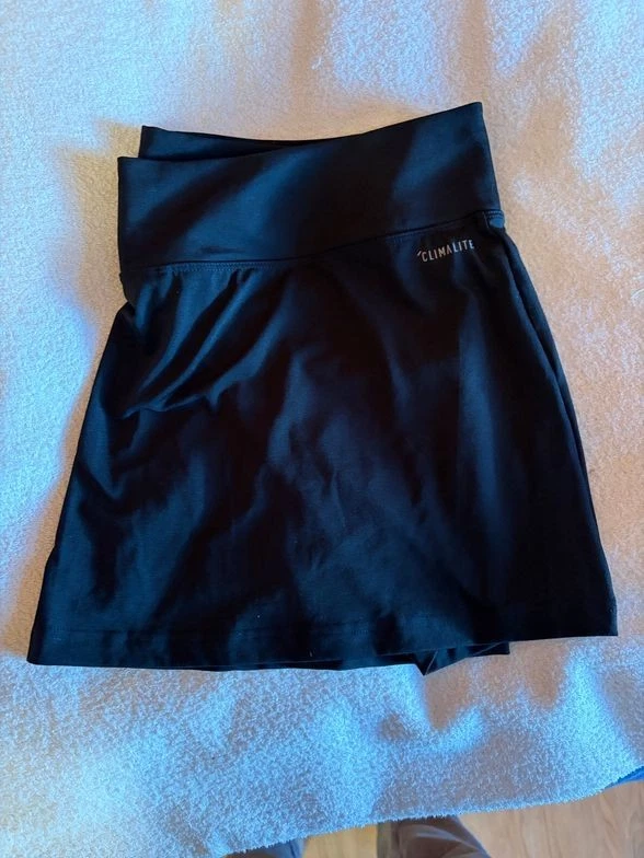 adidas Damen Climalite Tennisrock mit Hose Gr. XL 46/48 -schwarz - Bild 3 von 3