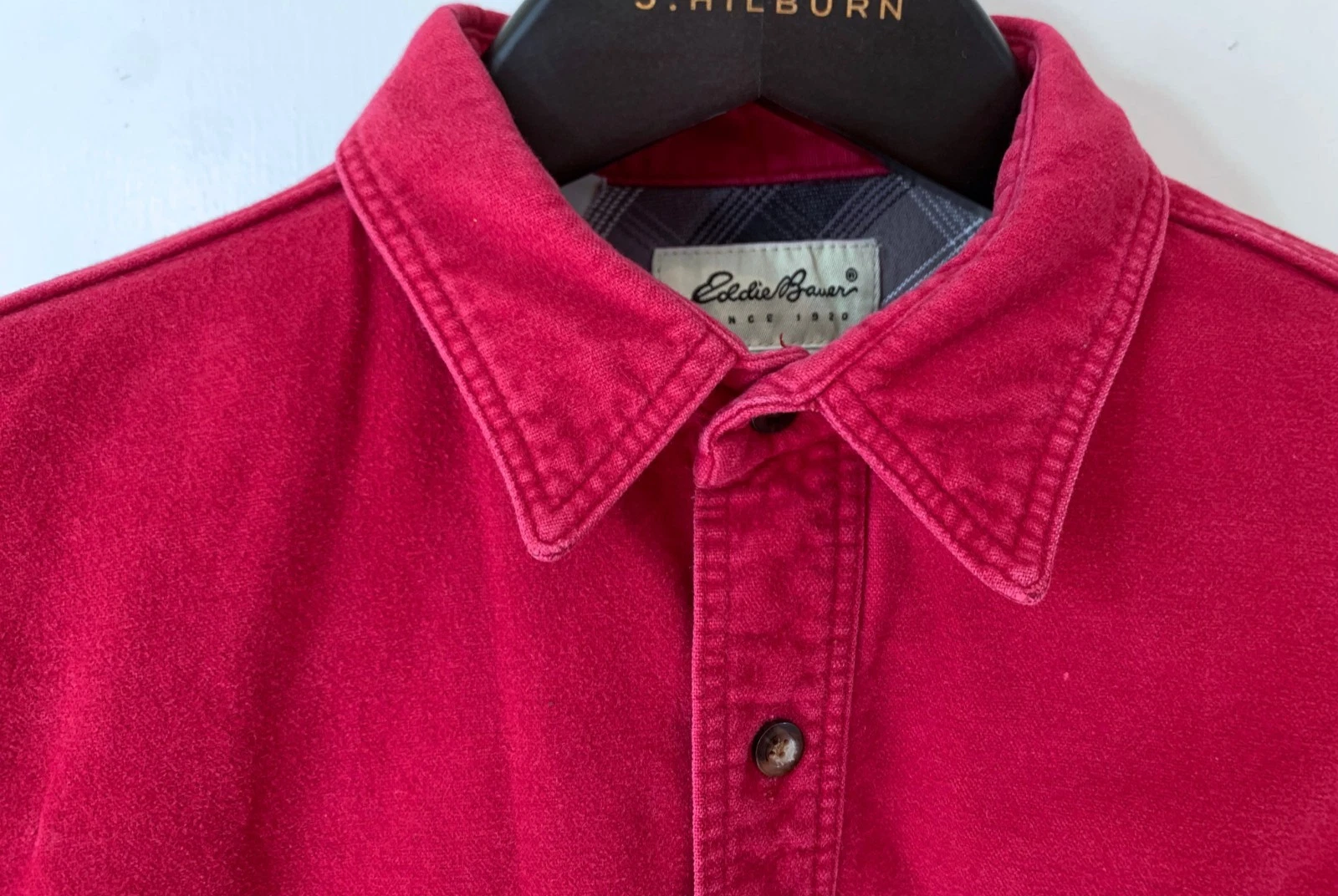 Eddie Bauer Chamois Button Up Down Shirt Mens Large flannel outdoor hiking EUC
Opens in a new window