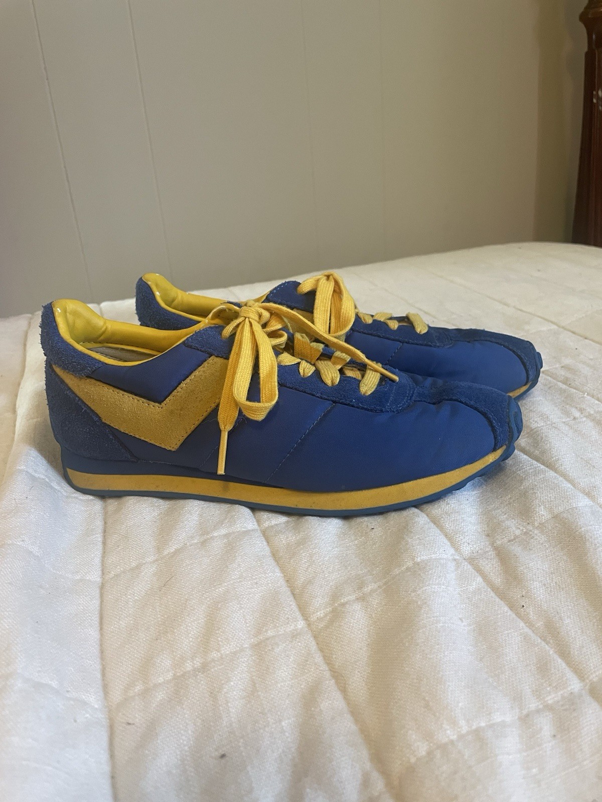 Vintage She Runner ‘78 Pony Tennis Shoes