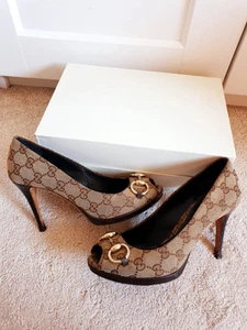 Chaussures de cour Gucci GG monogramme Marmont beige tissu talons UK 4,5 EU 37,5 US 7,5