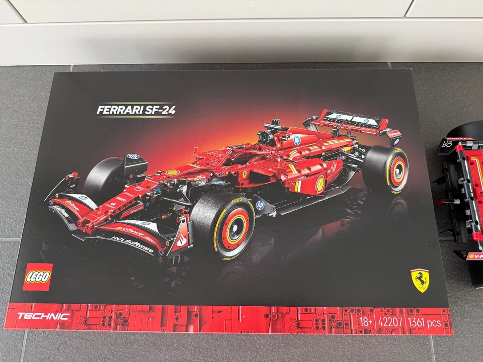 LEGO FERRARI SF-24 42207  GEBAUT KOMPLETT ANLEITUNG OVP - Bild 2 von 4