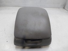 846403E000GW armlehne KIA SORENTO I 2.5 CRDI demip8641464