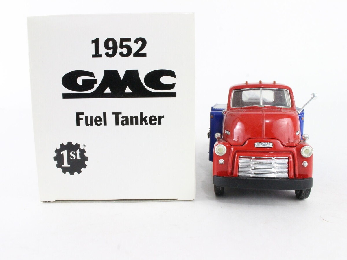 1952 GMC Fuel Tanker USA Gasoline First Gear 1:34 Scale Model 18