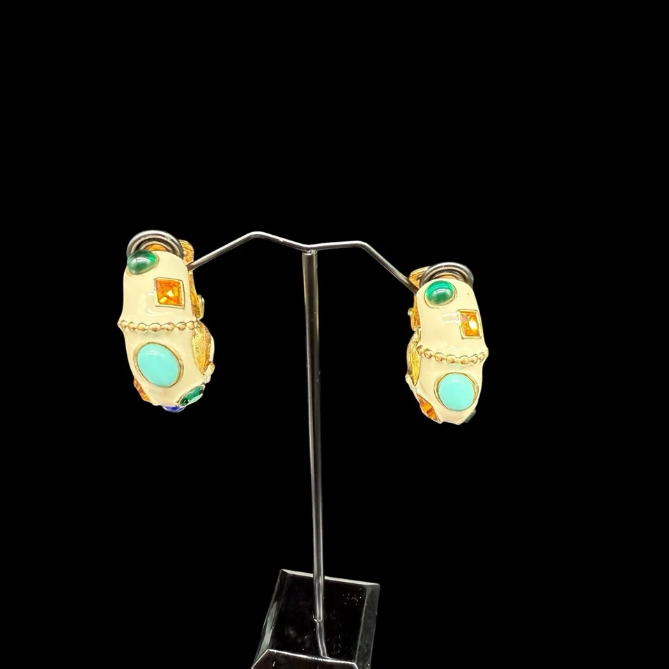 Kenneth Jay Lane Esmalte Tono Joya Cabujón Medio Aro Magnate Clip En Pendientes KJL Foto 3 de 4