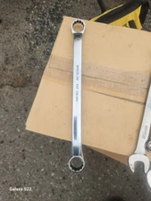 18 x 21 MM USA Snap-On Offset Double Box End Wrench Metric XBM1821 21mm 18mm