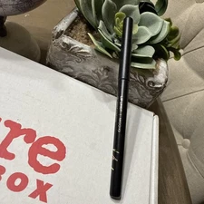 MISCHO BEAUTY LIP LINER•0.01 OZ ( MISCHO) U1b