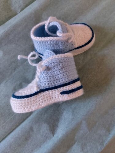 Crochet Baby Shoes Blue - Picture 1 of 4