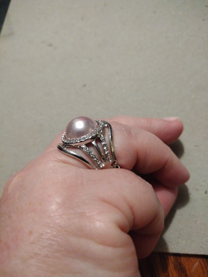 Bisutería Paparazzi NUEVO Perla Rosa con Anillo de Estrás Blanco Foto 3 de 4