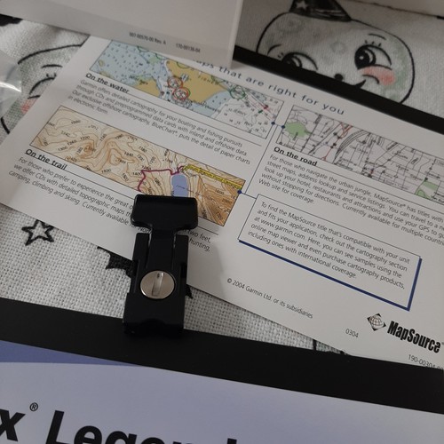 Garmin eTrex Legend C Bundle Manuals CD cord VERY CLEAN w/Box - Picture 8 of 12