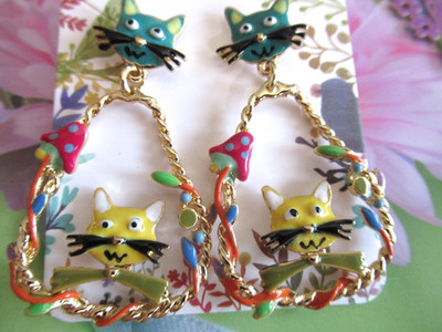CUTE CAT  Multi-Color Enamel Cat Kitten DANGLE EARRINGS NEW