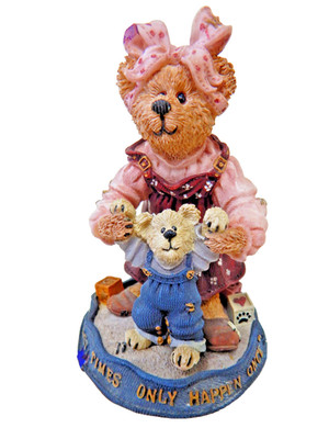 Boyd's Bear & Friends figurine ''Momma with Taylor Baby's First Steps'' #2437 Vtg