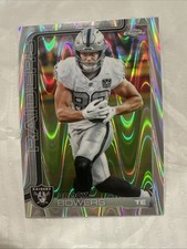 NEW 2025 Topps Chrome Football Brock Bowers Silver RayWave Refractor 🔥 INSERT!