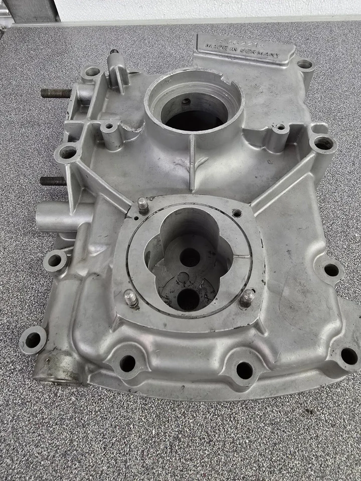VERY NICE ORIGINAL 1967 PORSCHE 912 ENGINE BLOCK 3RD THIRD MEMBER 836221 - Изображение 2 из 4