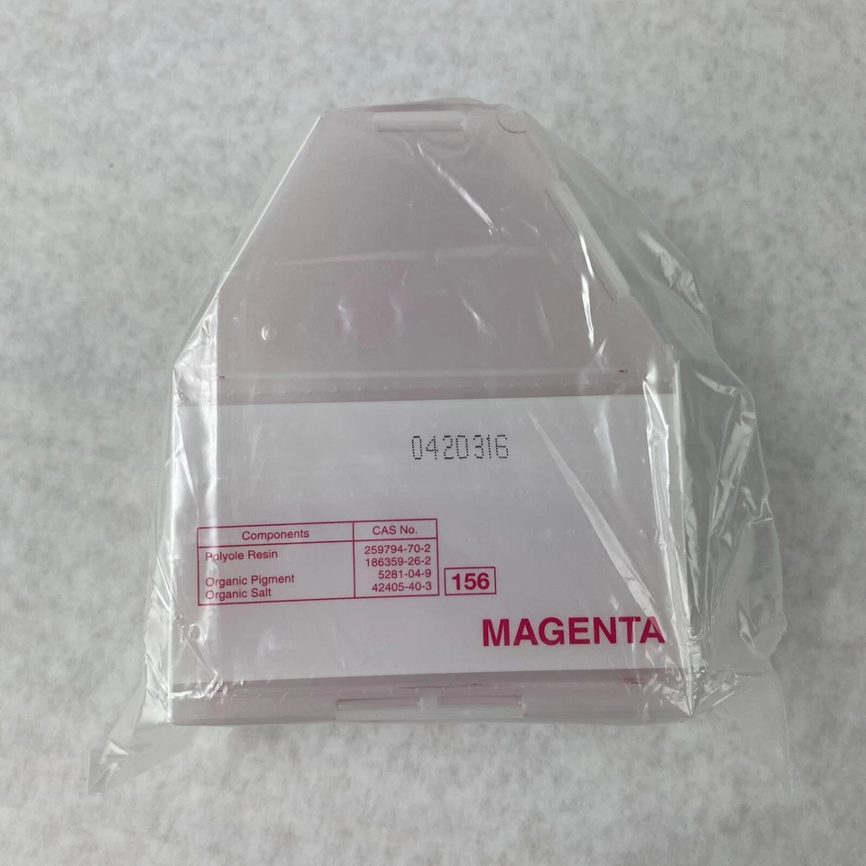 Genuine Gestetner DSc38 Magenta Toner Cassette 275g 9.70oz 885382 - Image 3 of 4