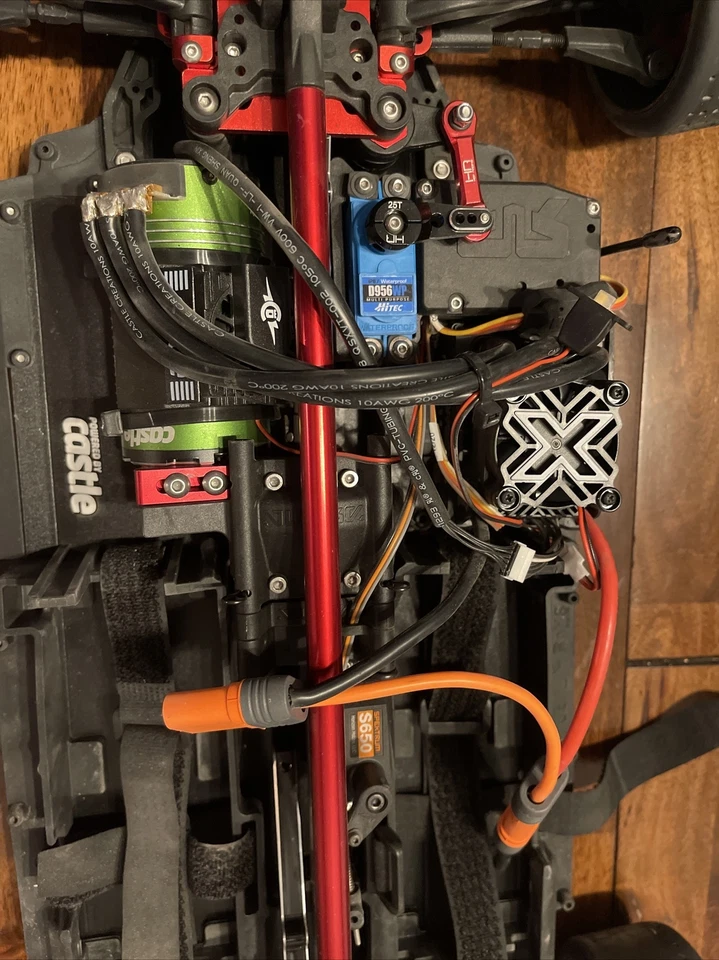 arrma infraction 8s upgraded Castle System!! 1650 KV MOTOR AND MAMBA MONSTER ESC - Image 4 of 4