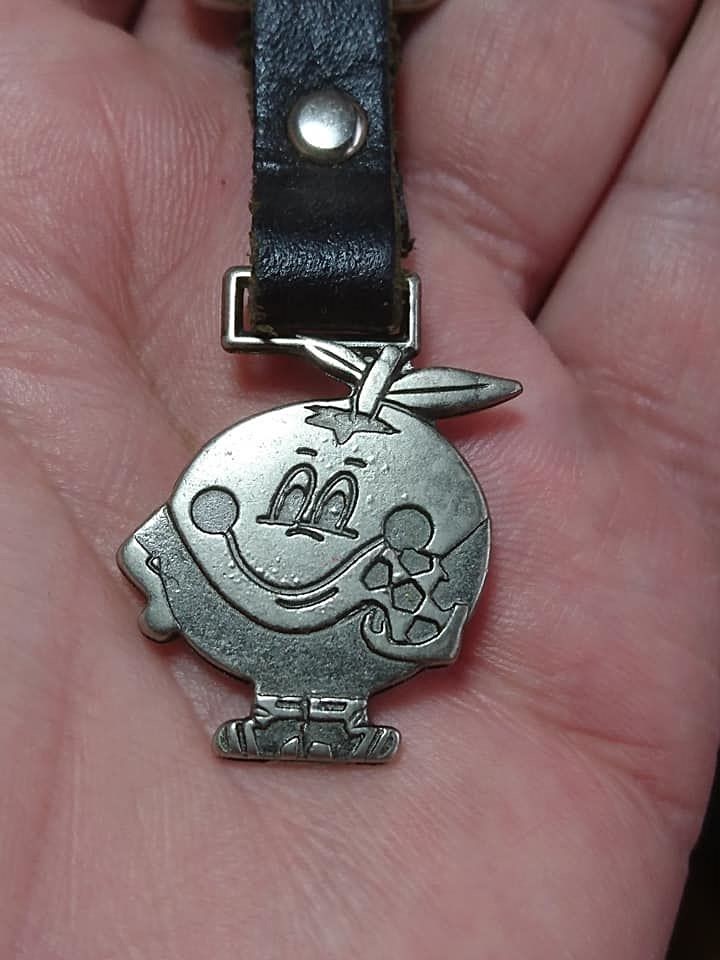 FIFA FOOTBALL WORLD CUP SPAIN 1982 - NARANJITO Official logo, well