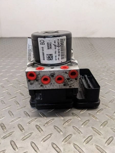 2010-2011 Acura TL Anti-Lock Brake Pump ABS Module Vehicle Stability Assist OEM - Image 2 of 4