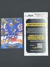 Vincent Trocheck Signed 2023-24 Upper Deck UD Canvas IP Auto JSA Rangers