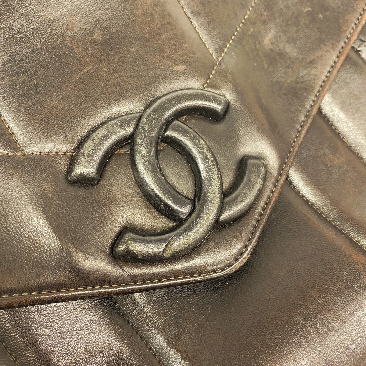 Chanel Lambskin Shoulder bag 874615 — image 8