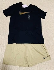 Men Nike T-shirt and Shorts outfit set 2 Piece size L NEW