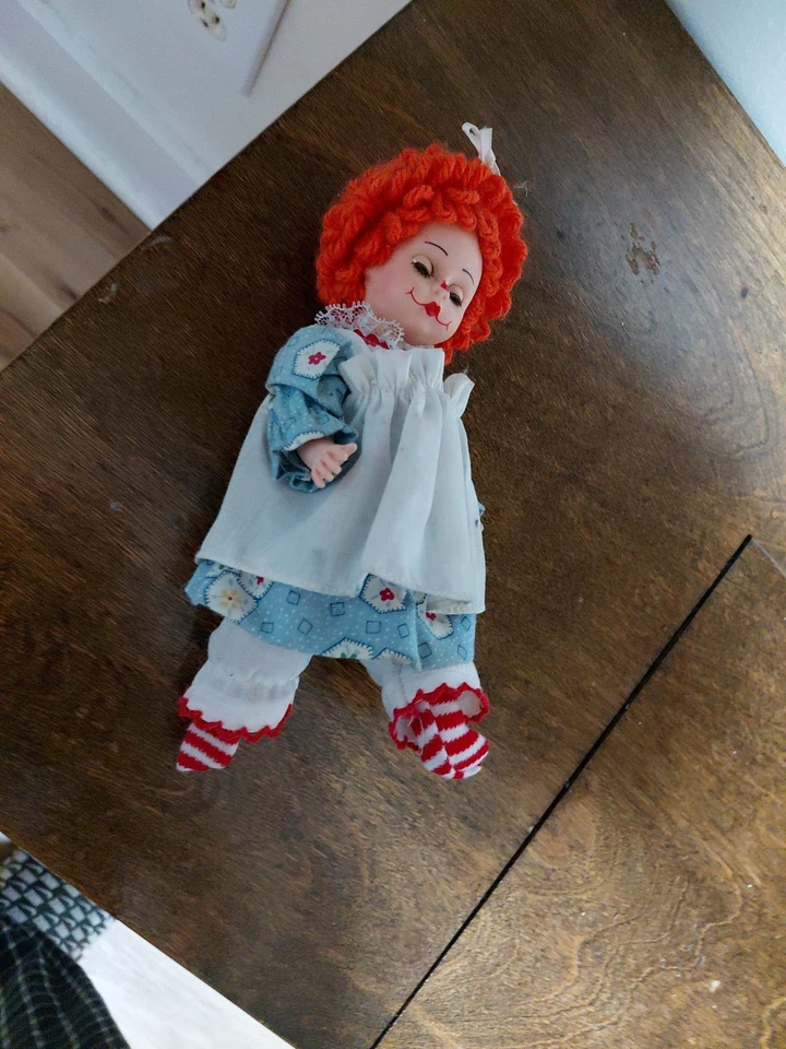 8-дюймовая кукла Madame Alexander сделано в США, очень милая «ШВАБРА ТОП ВЕНДИ» - Изображение 2 из 2