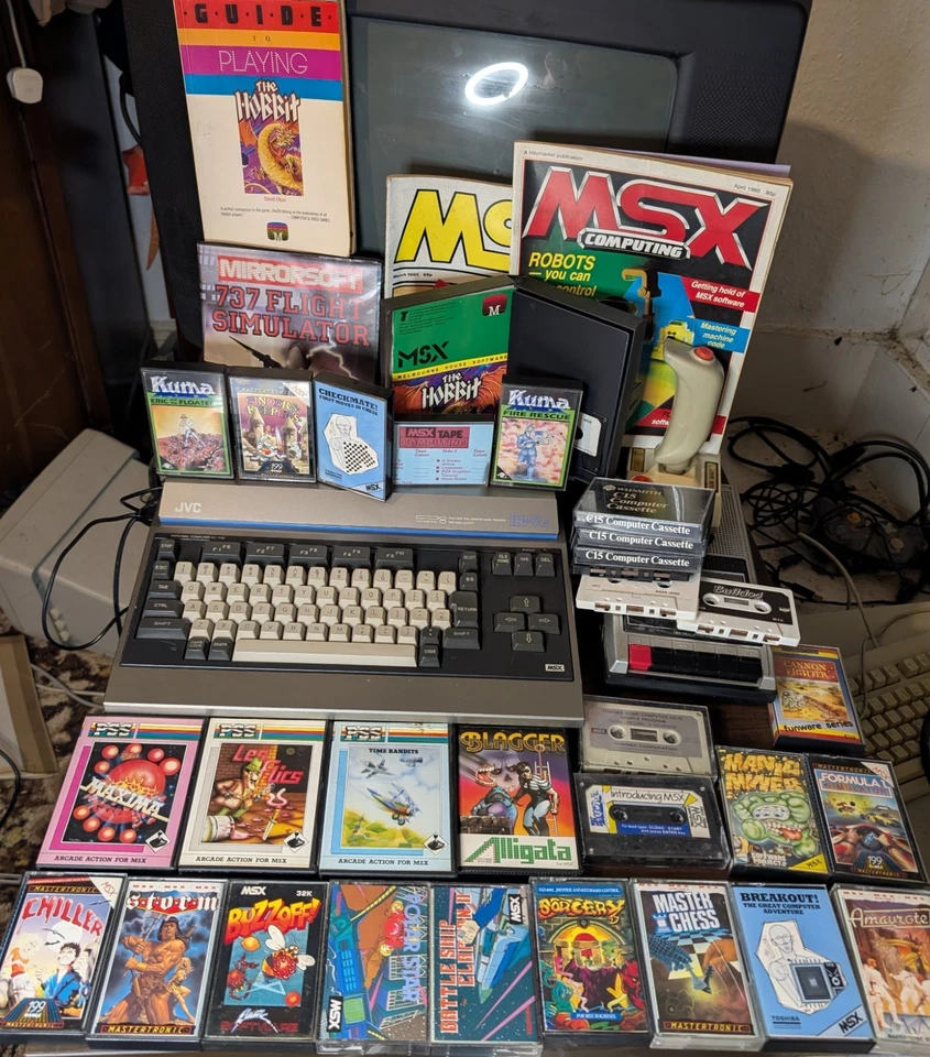 JVC HC7GB 64k MSX Computer + Extras + Spiele