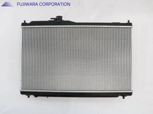 HONDA Step Wagon 1996 E-RF1 Radiator 19010P3G902 [New] [PA01712876] - Image 2 of 2