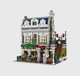 New LEGO Creator Expert: Parisian Restaurant, Factory Sealed (10243)
